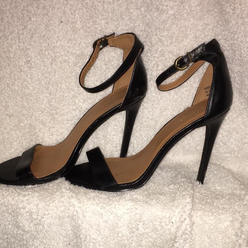 Charlotte Russe Rebekah Women's Black Ankle Strap Stiletto High Heels